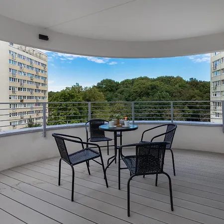 Sun Towers - Parking & Balkon - By Rent Like *