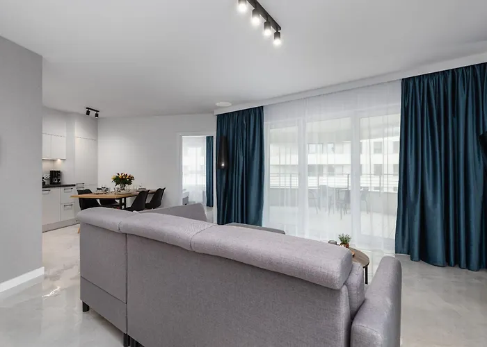 Sun Towers - Parking & Balkon - By Rent Like Appartement